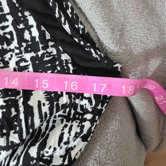 Forever 21 mini dress sleeveless sz M - Picture 8 of 9